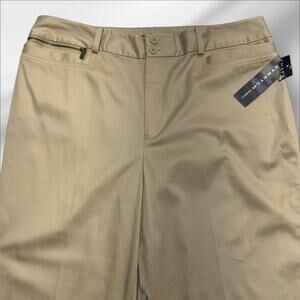 CHAPS Women’s 12 Lightweight Khaki Crop Dress Pant